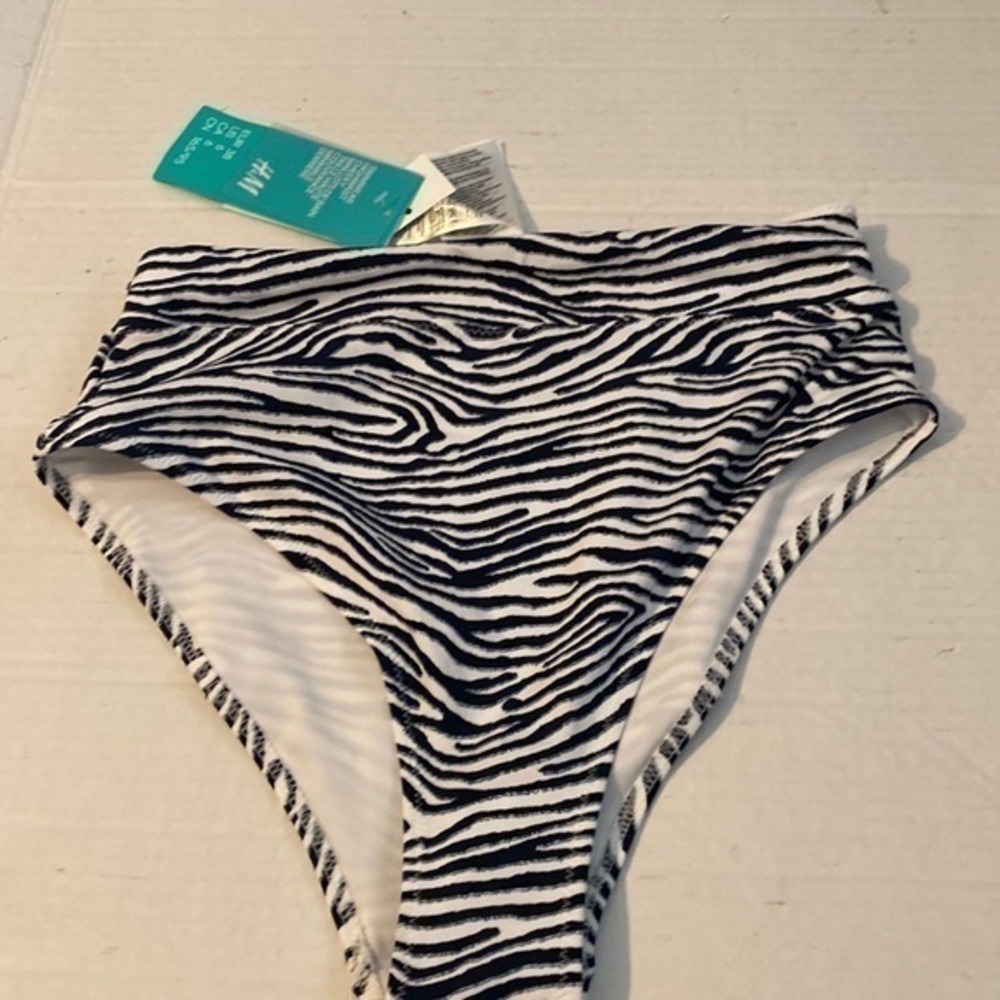 H&M bikini bottom